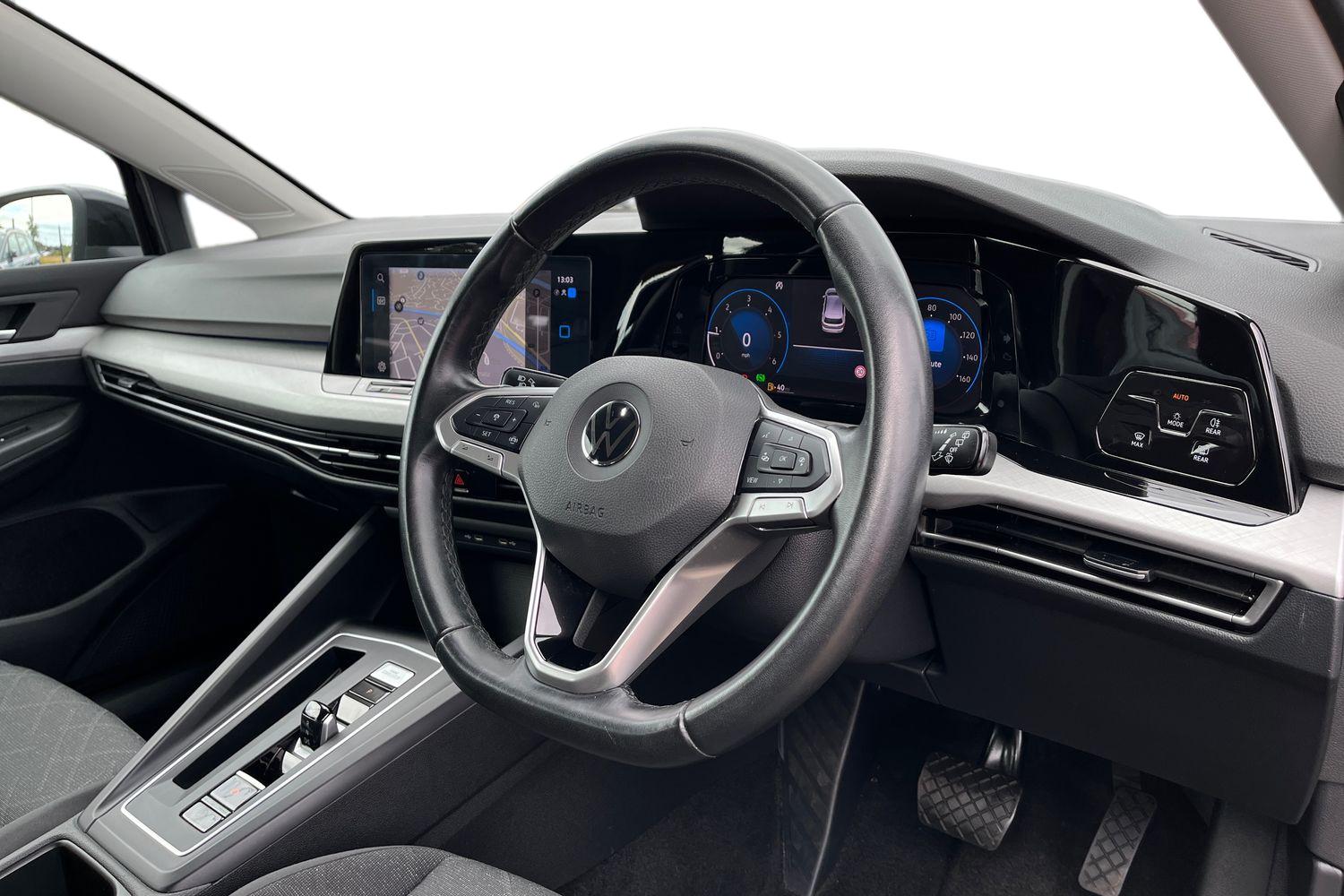 Volkswagen Golf Photo 8