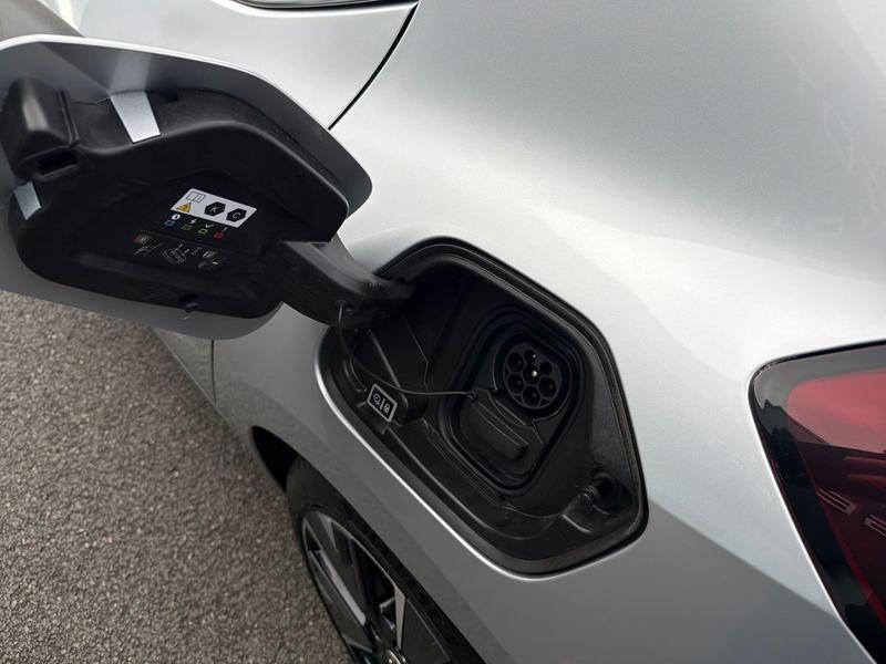Used Vauxhall Corsa Electric NU72DVV 31