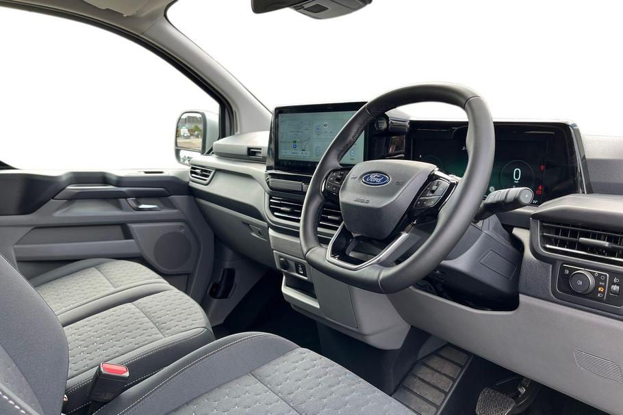 Used Ford TOURNEO CUSTOM WN26TWF 14