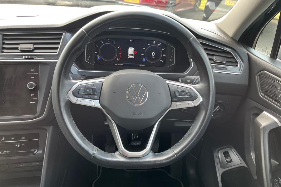 Volkswagen TIGUAN ALLSPACE Photo autoimg-f066178530b1c79d8797dcc76a5383be22079044.jpg
