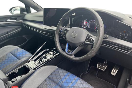 Volkswagen Golf Photo autoimg-f068e9ba46e5e5641688490e37a3258db37ef4c8.jpg