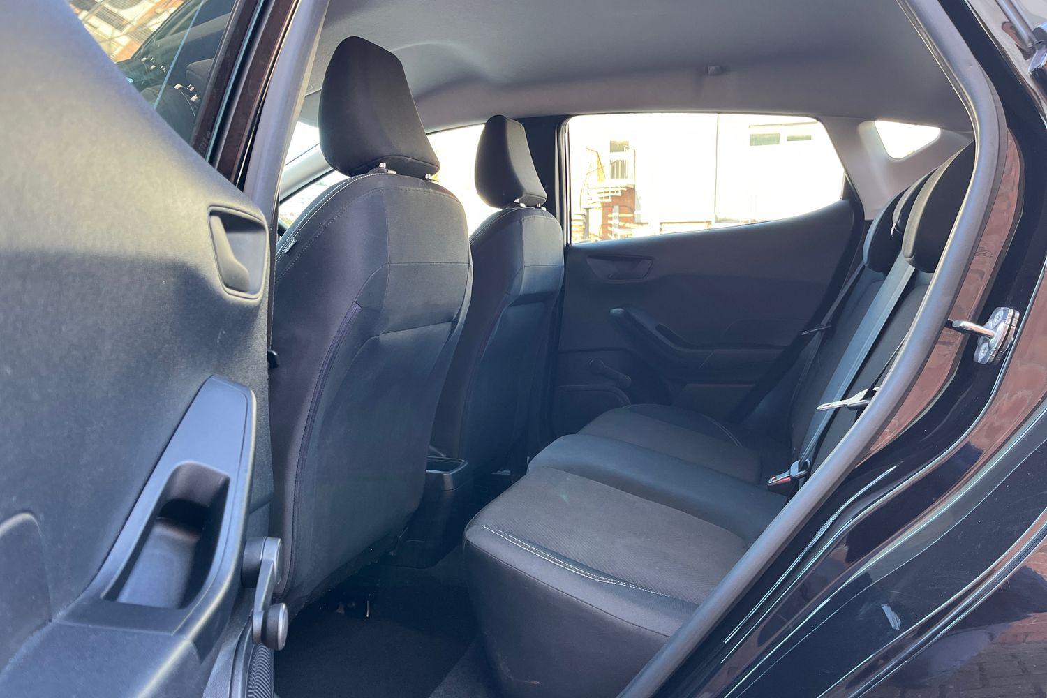 Ford Fiesta Photo 24