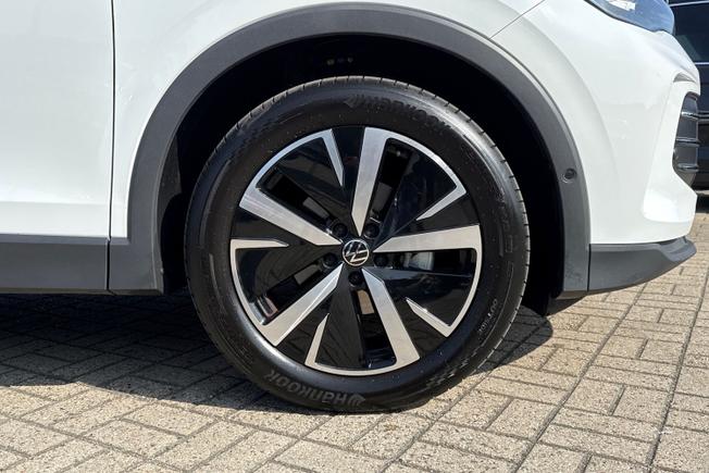 VOLKSWAGEN Tiguan Photo 5