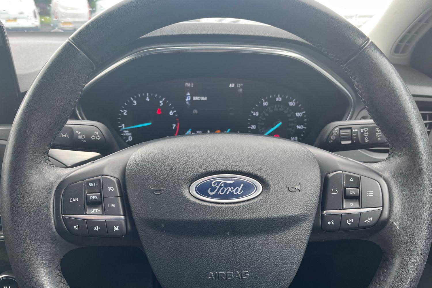 Ford Focus Photo 11