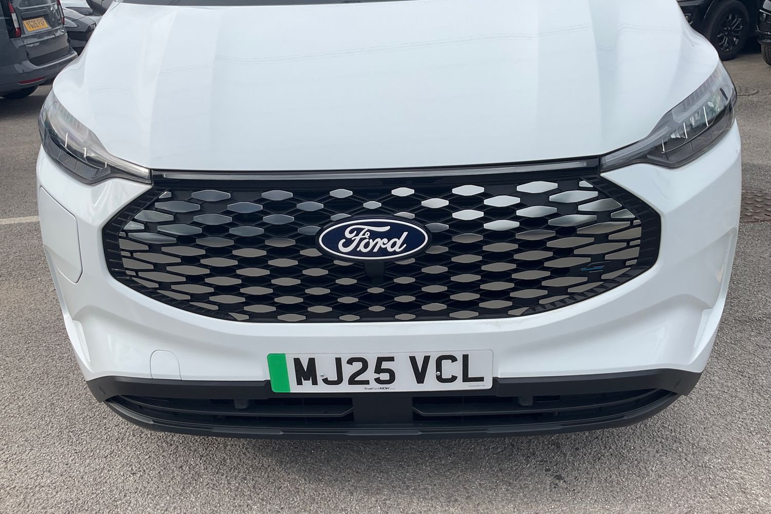 Ford E-Transit Custom Photo 24