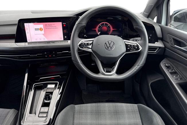 Volkswagen Golf Photo 11