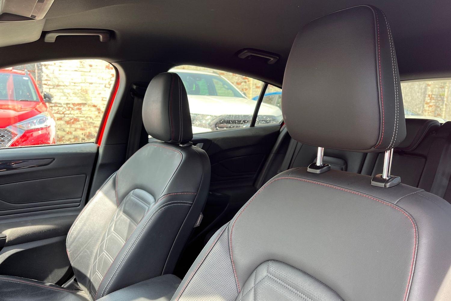 Ford FOCUS Photo 18