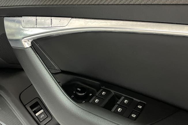 AUDI A6 Avant Photo 27