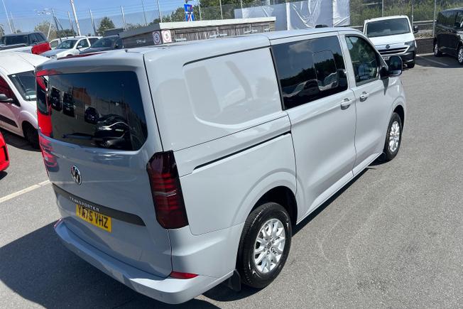 VOLKSWAGEN Transporter Photo 47