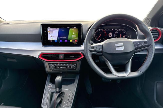 SEAT Ibiza Photo 11