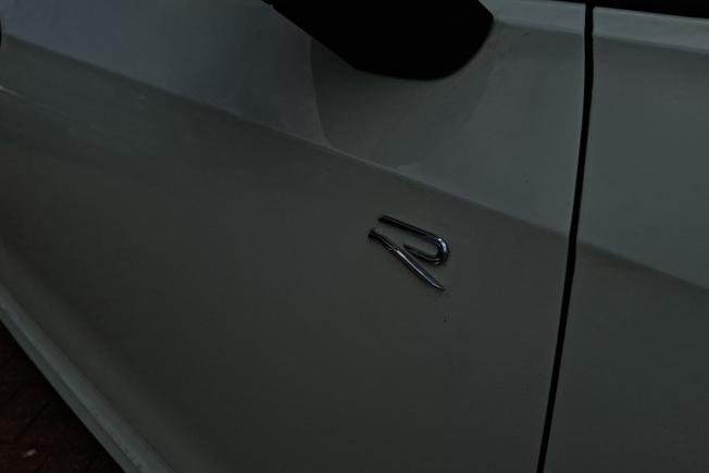 Volkswagen Golf Photo 22