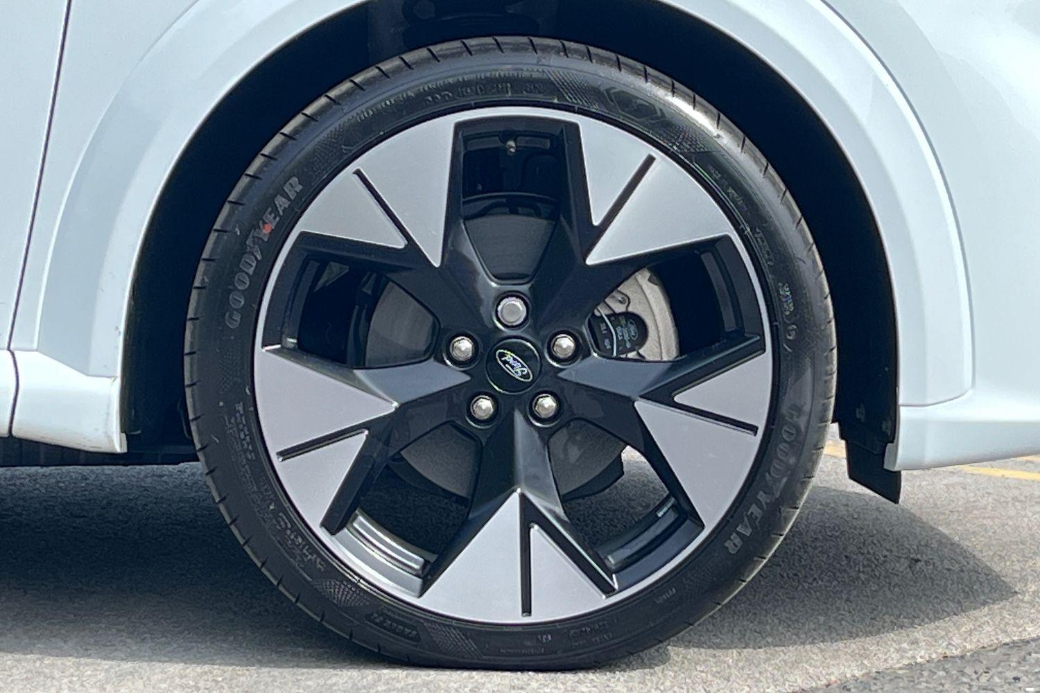Ford Puma Gen-E Photo 7