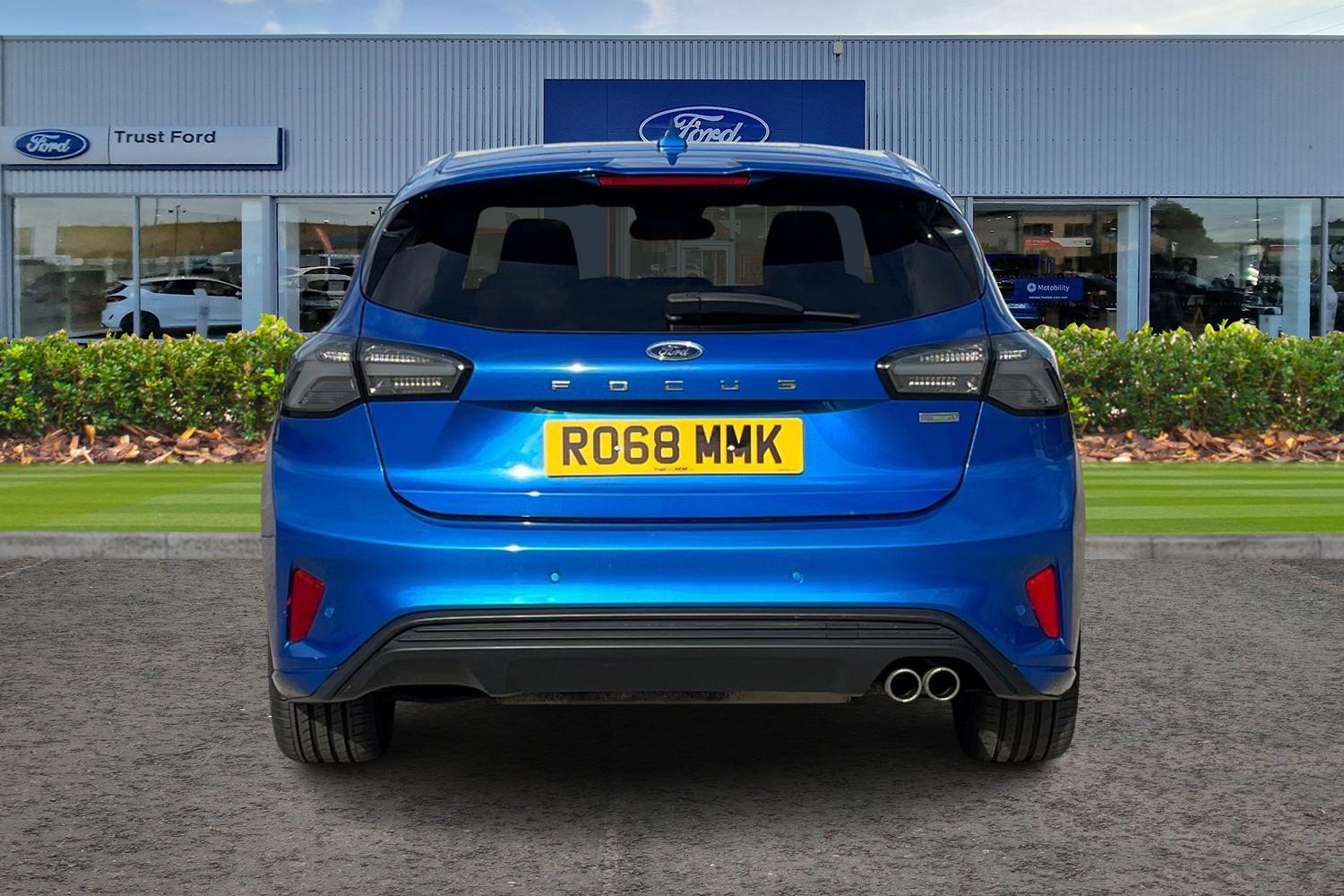 Ford Focus Photo 6
