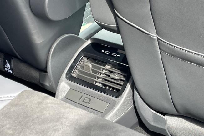 Volkswagen Id.5 Photo 44