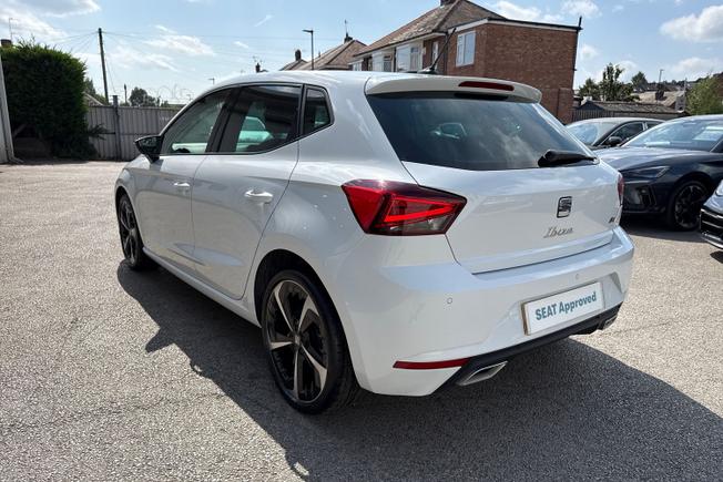 SEAT Ibiza Photo 23
