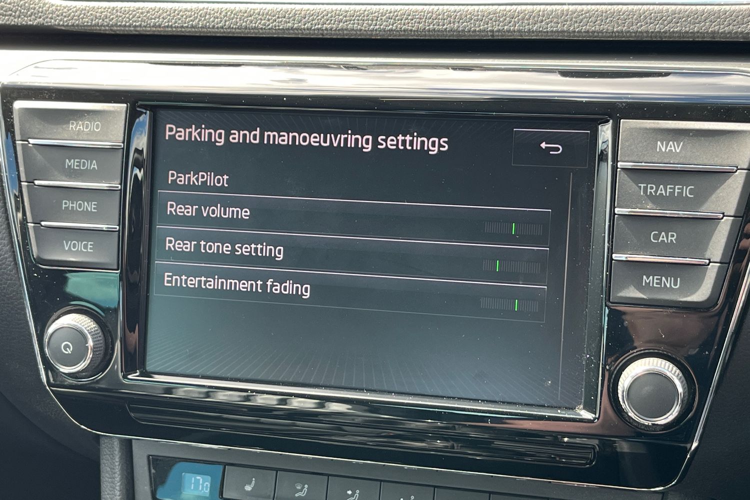 Skoda SUPERB Photo 32