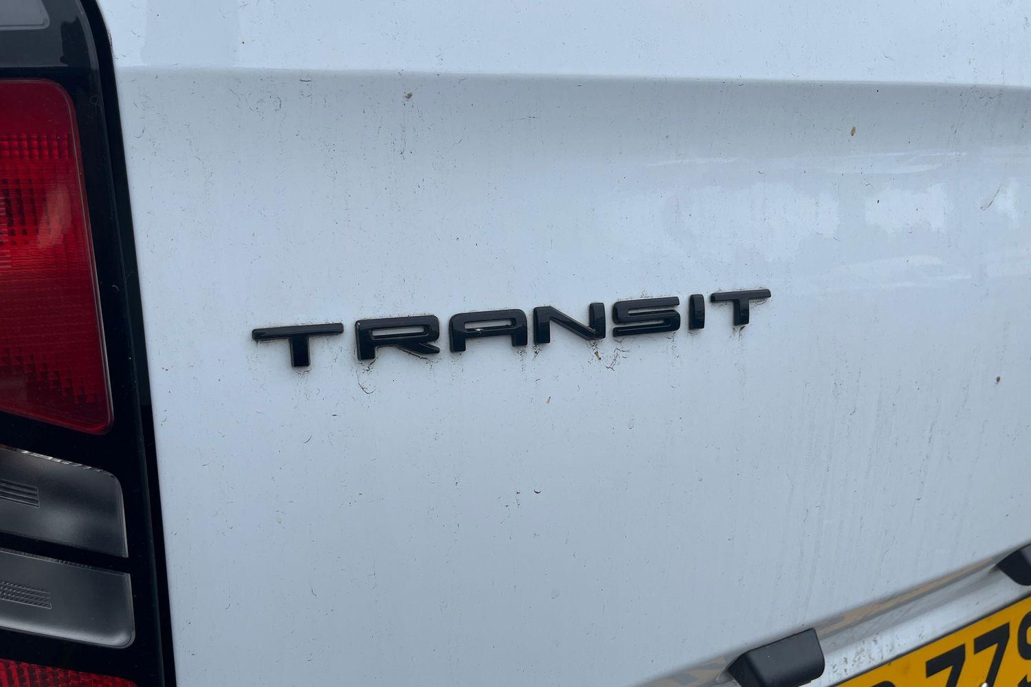 Ford TRANSIT CUSTOM Photo 19