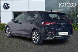 VOLKSWAGEN Golf Photo 3