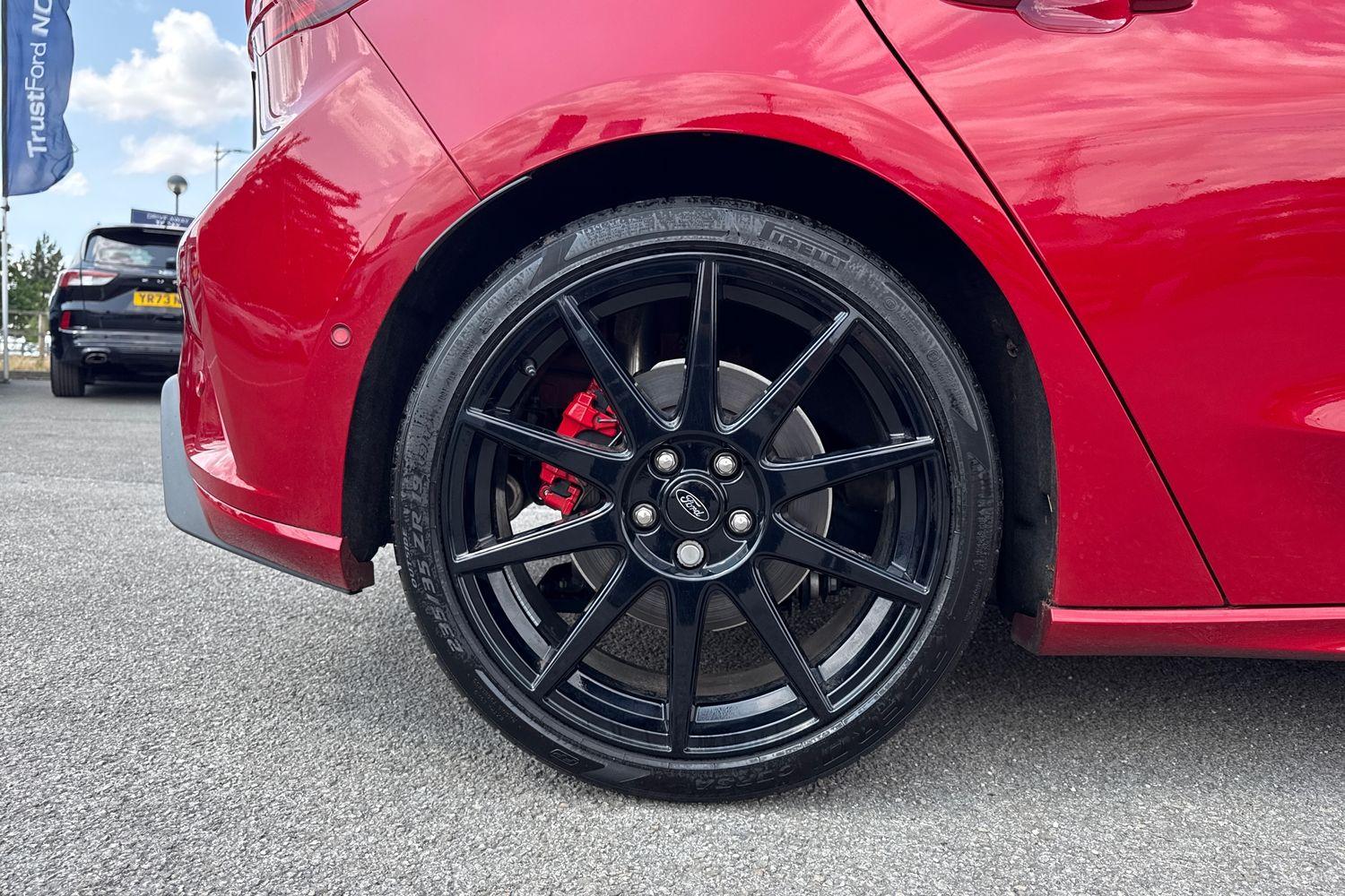 Ford FOCUS Photo 7