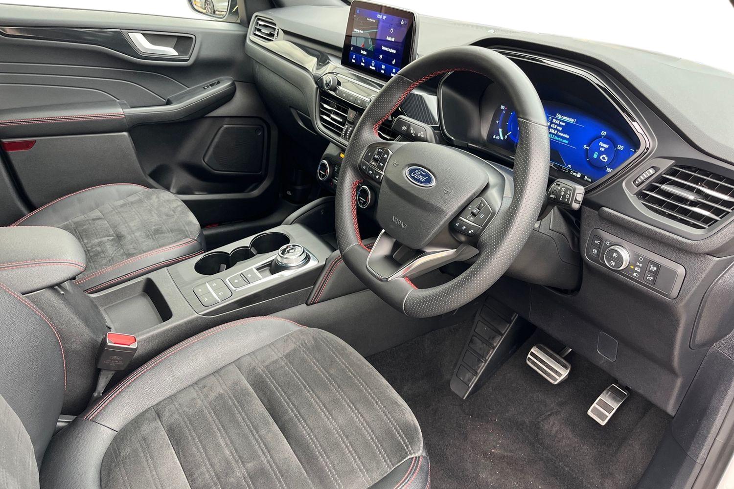 Ford KUGA Photo 8