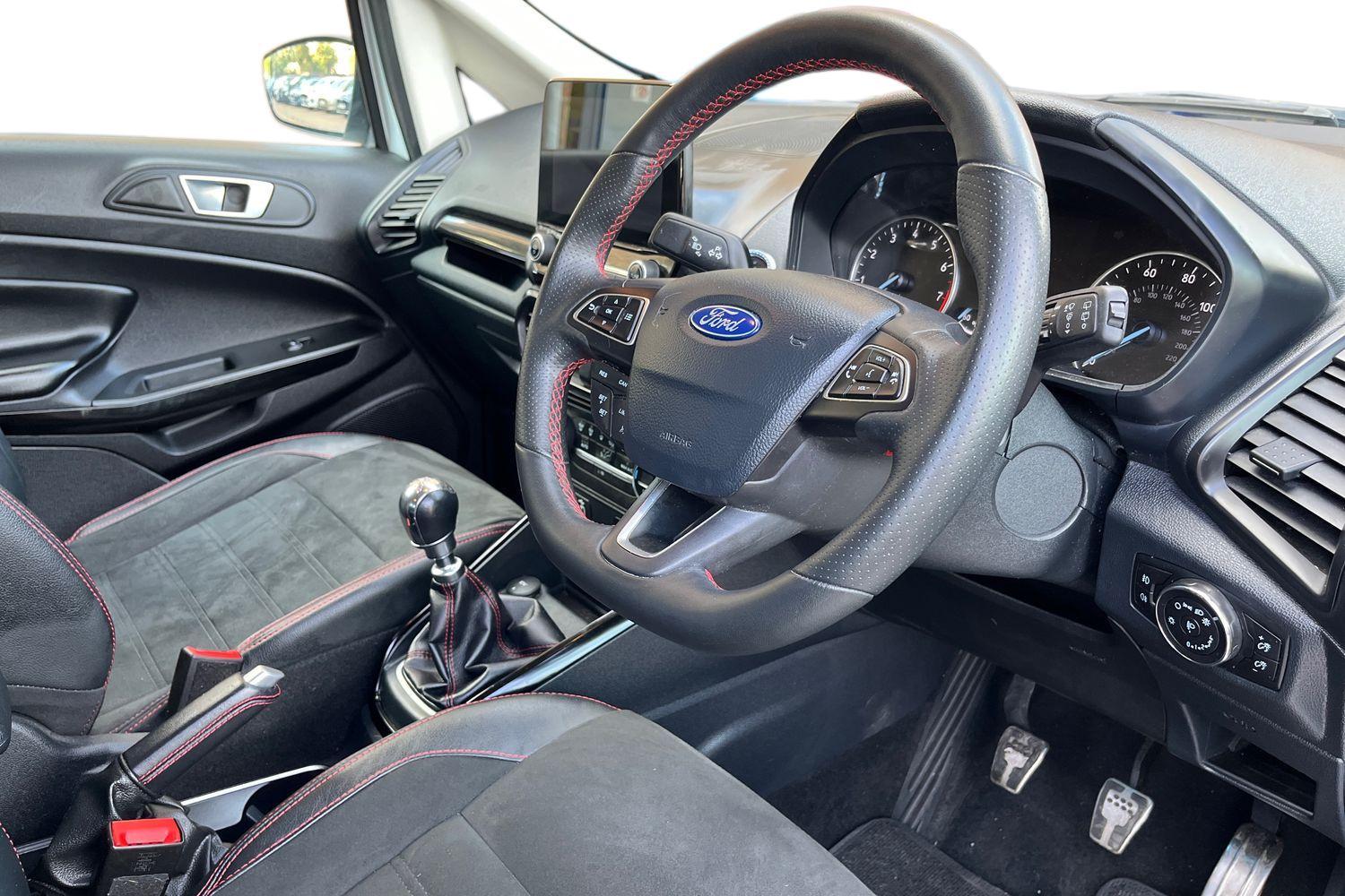 Ford ECOSPORT Photo 8