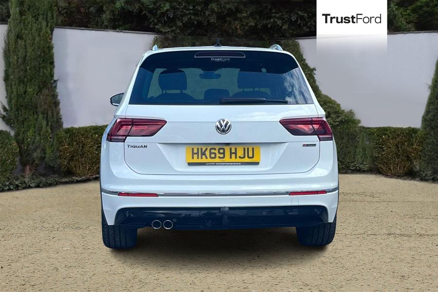 Volkswagen TIGUAN Photo autoimg-f09fa7fd32bdafd5d8be51f0d04f2fa4f2188a73.jpg
