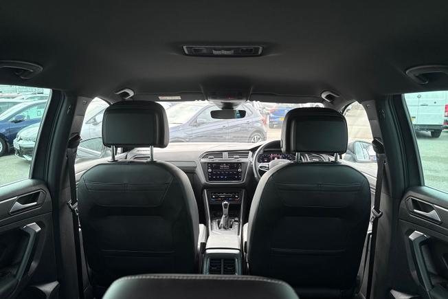 VOLKSWAGEN Tiguan Photo 42