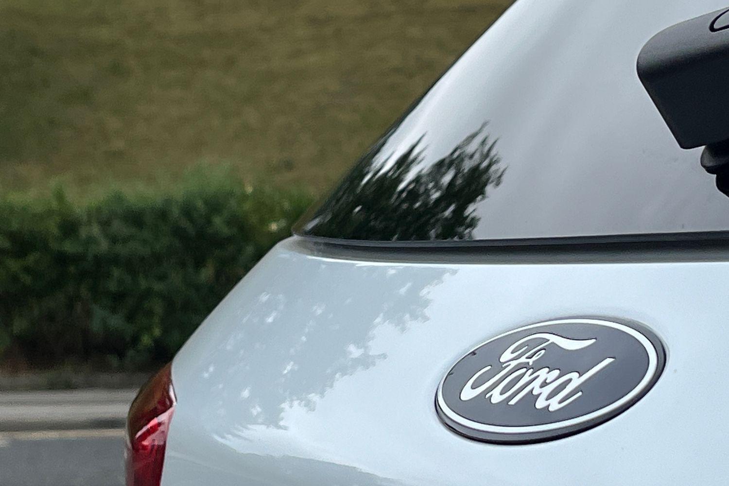 Ford KUGA Photo 39
