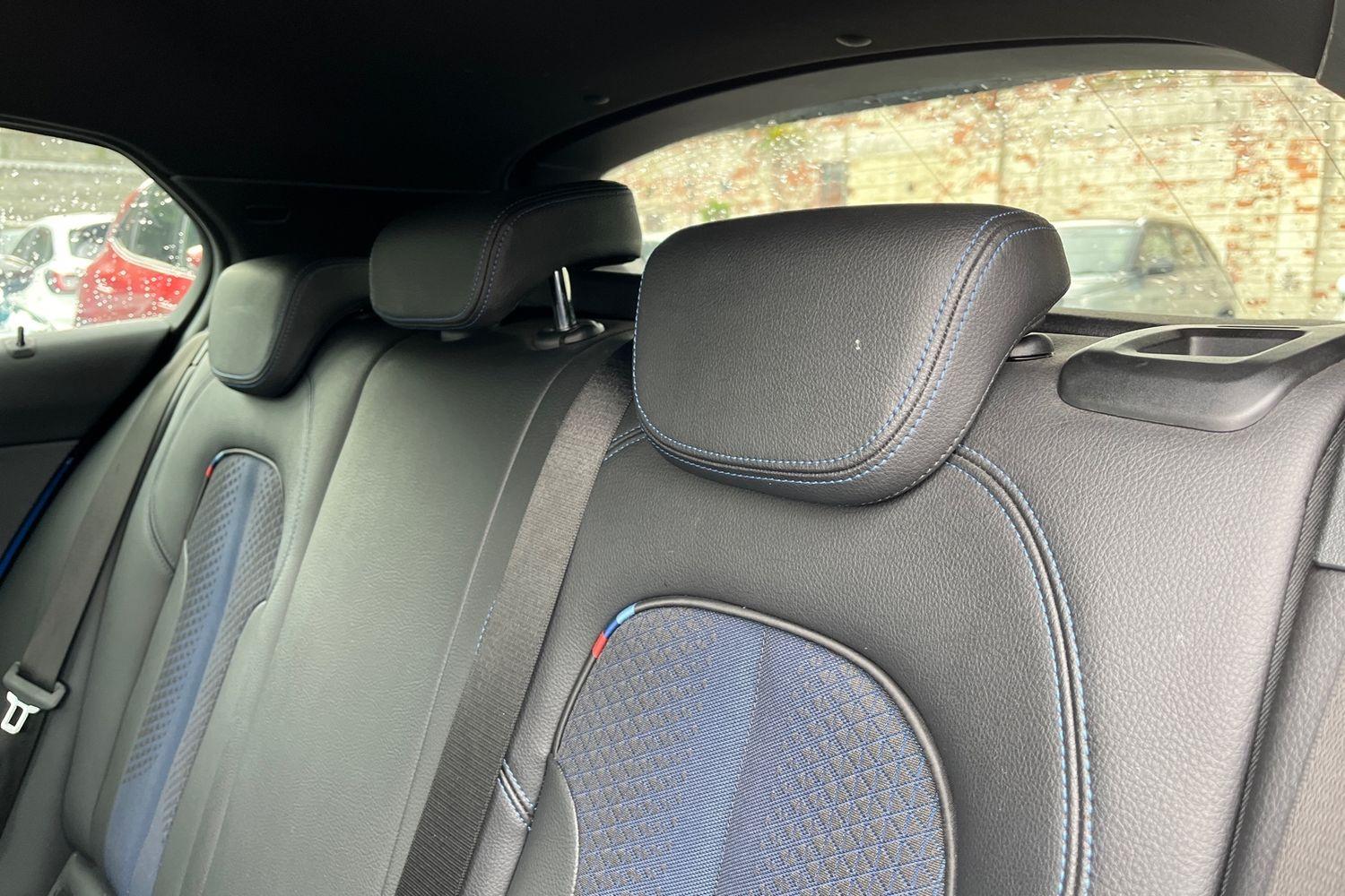 BMW 1 SERIES Photo 19