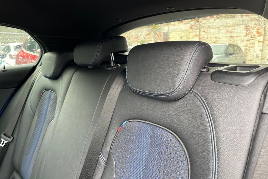 BMW 1 SERIES Photo autoimg-f0a911b14fcf36851a5dc338ca307d314afb6010.jpg