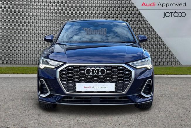 Audi Q3 Photo 8