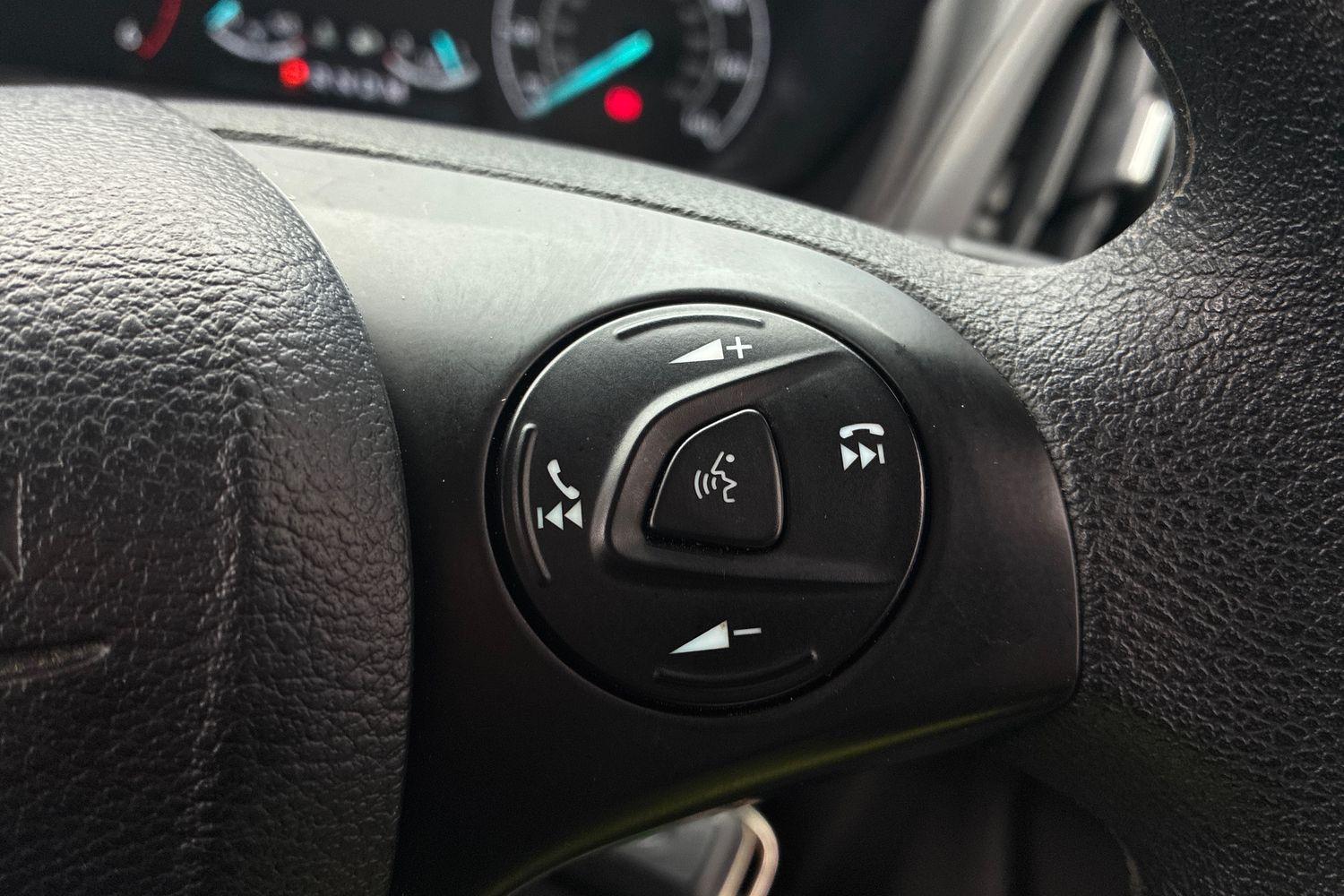 Ford TRANSIT CONNECT Photo 15