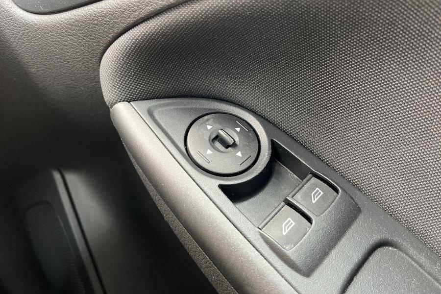 Ford FOCUS Photo autoimg-f0aaadd71d72116f33f883c9e355a9796d33b13b.jpg