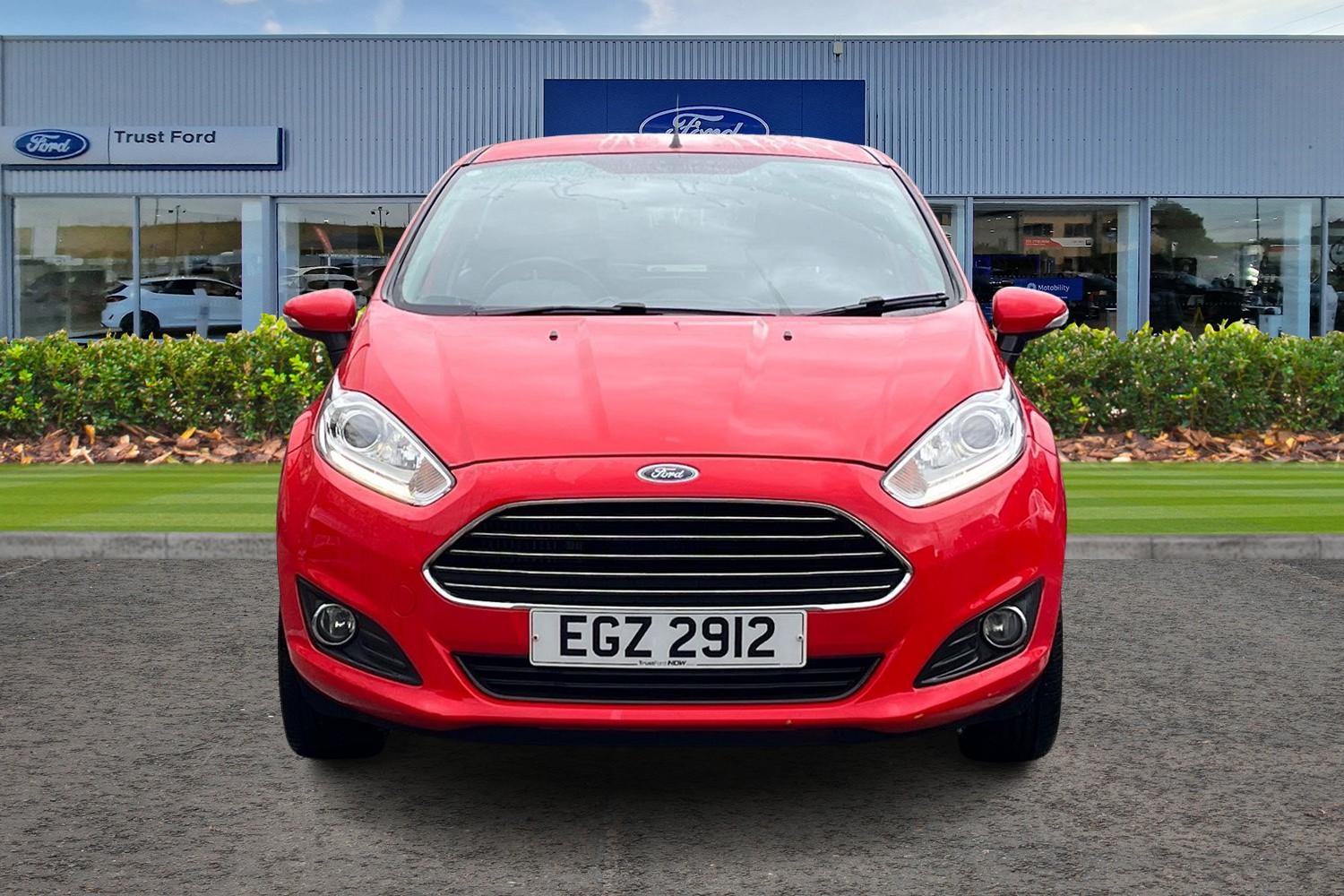Ford FIESTA Photo 5