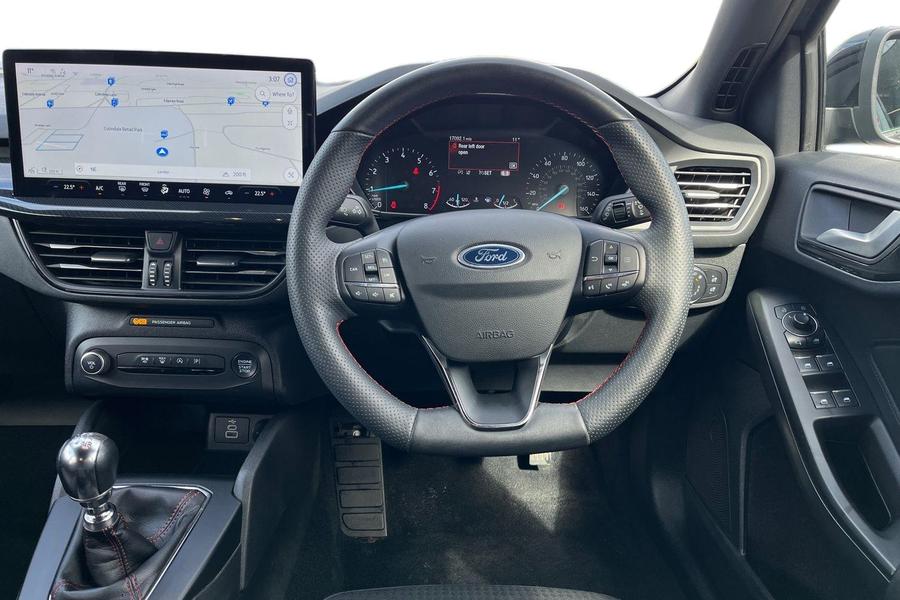 Ford Focus Photo autoimg-f0abe14e87fe88eb7ad1d240ab18a50b542e33cf.jpg