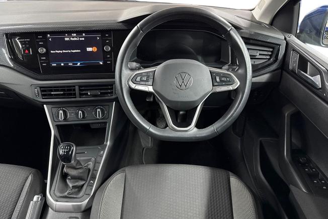VOLKSWAGEN Polo Photo 11