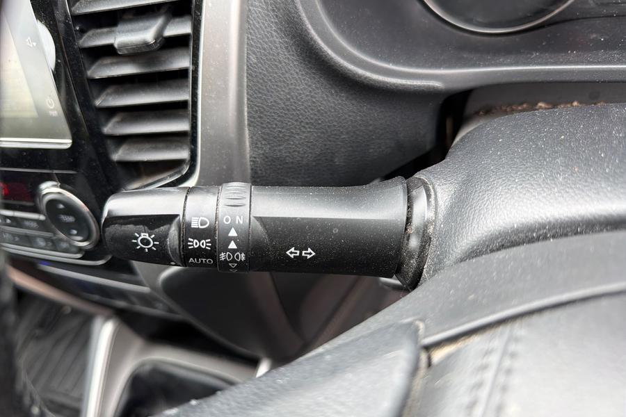 Mitsubishi L200 Photo autoimg-f0b2ee432bcb6b7356c17f19cff5a86c03a4e95f.jpg
