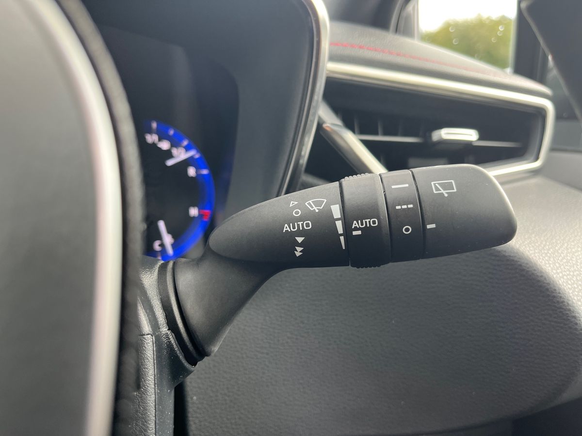 Toyota Corolla Photo 38