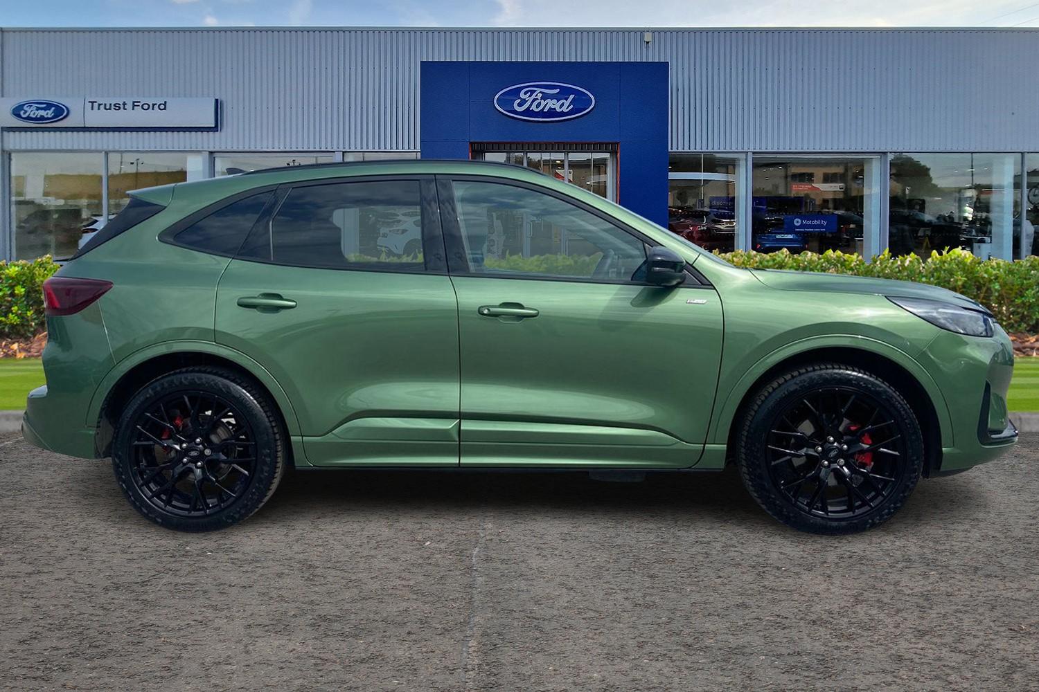 Ford KUGA Photo 2