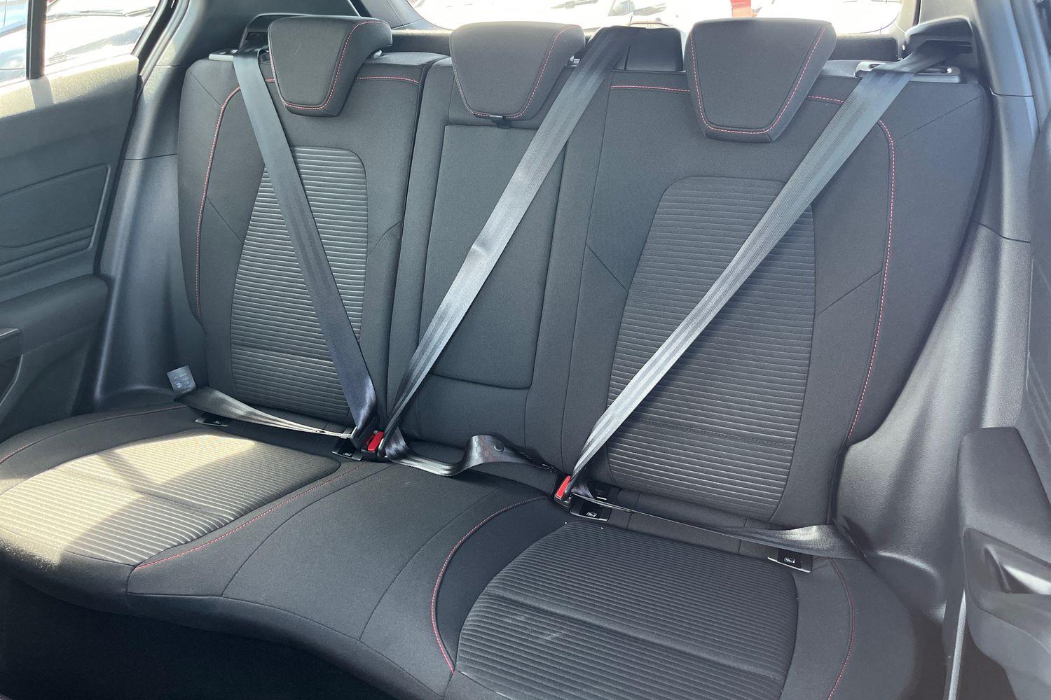 Ford FOCUS Photo 19