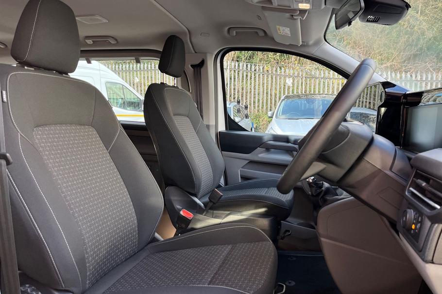 Used Ford Tourneo Custom AK24WPZ 17