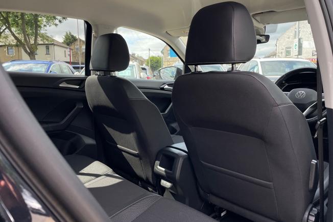 VOLKSWAGEN T-Cross Photo 31