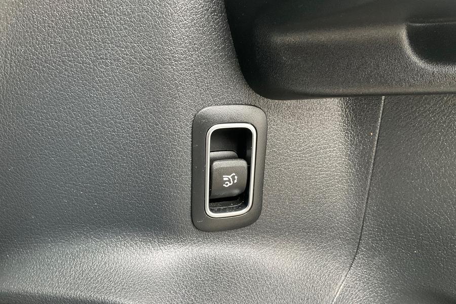Mercedes-Benz GLB Photo autoimg-f0b92f4f3054d55c767da828153bd680b482bf63.jpg