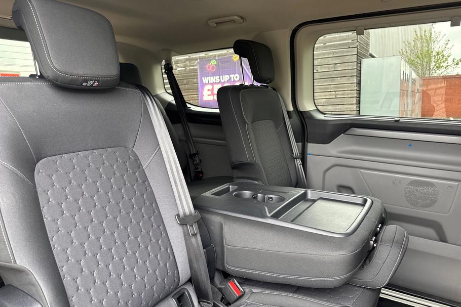 Used FORD TOURNEO CUSTOM YS25XNT 24