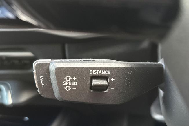 AUDI Q3 Photo 38