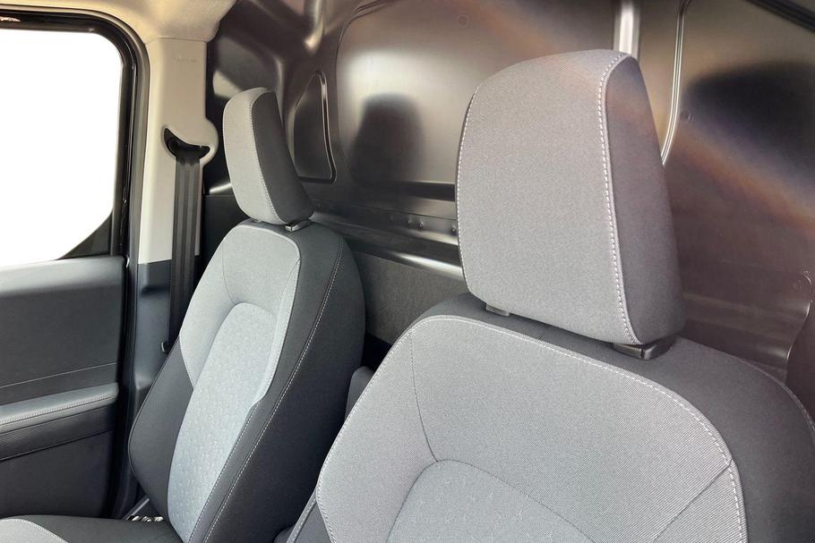 Used Ford E-Transit Courier LG25ALD 11