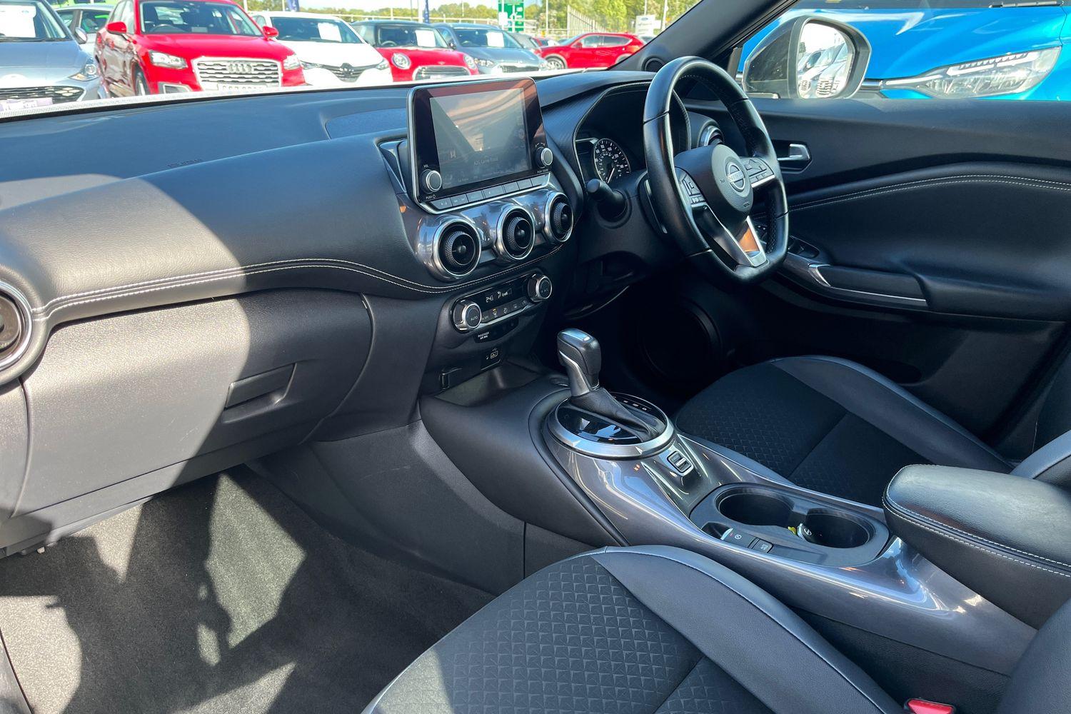 Nissan JUKE Photo 17