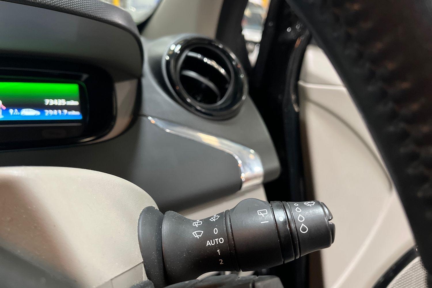 Renault ZOE Photo 14