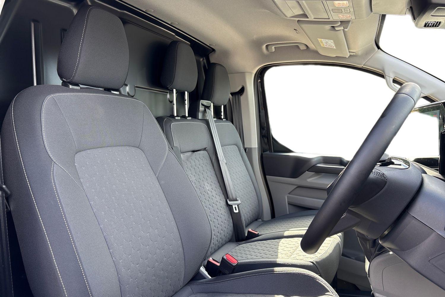 Ford TRANSIT CUSTOM Photo 10