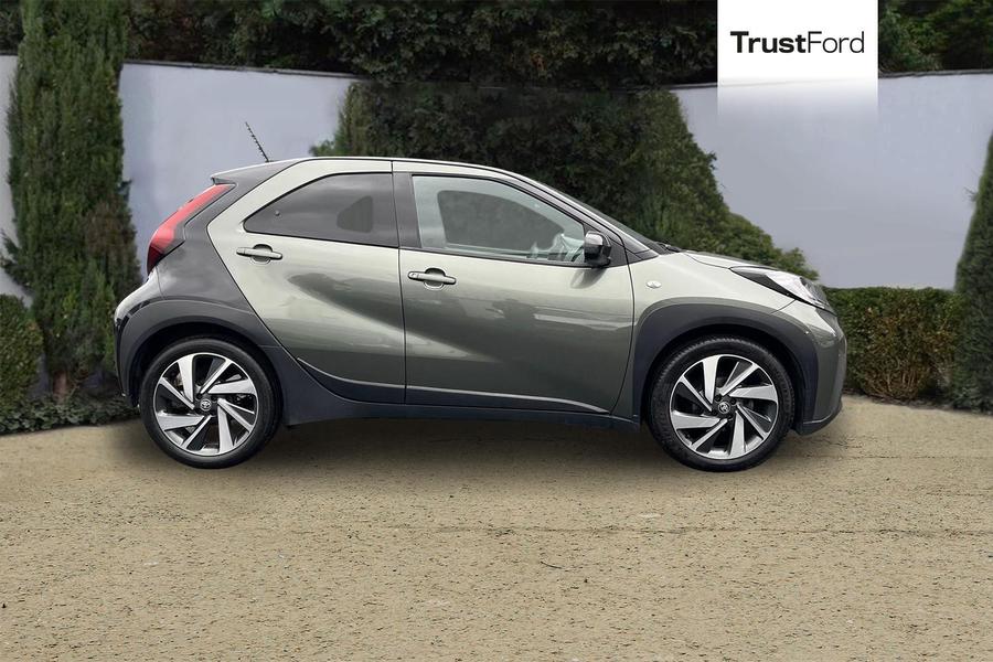 Toyota AYGO X Photo autoimg-f0cfd82387227f85a54c6c350da9ccd860e2a837.jpg